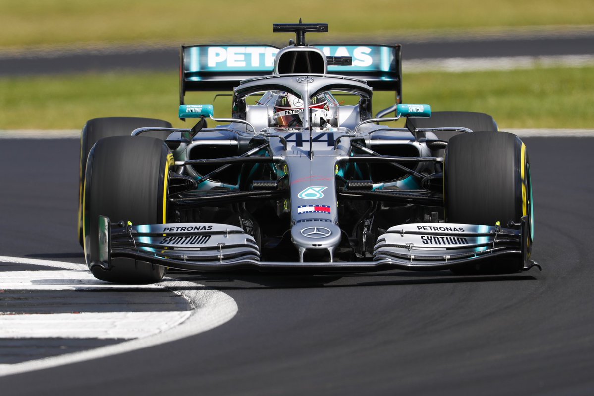 lewis hamilton silverstone