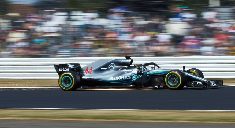 lewis hamilton mercedes silverstone