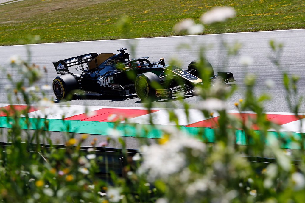 romain grosjean haas f1 team