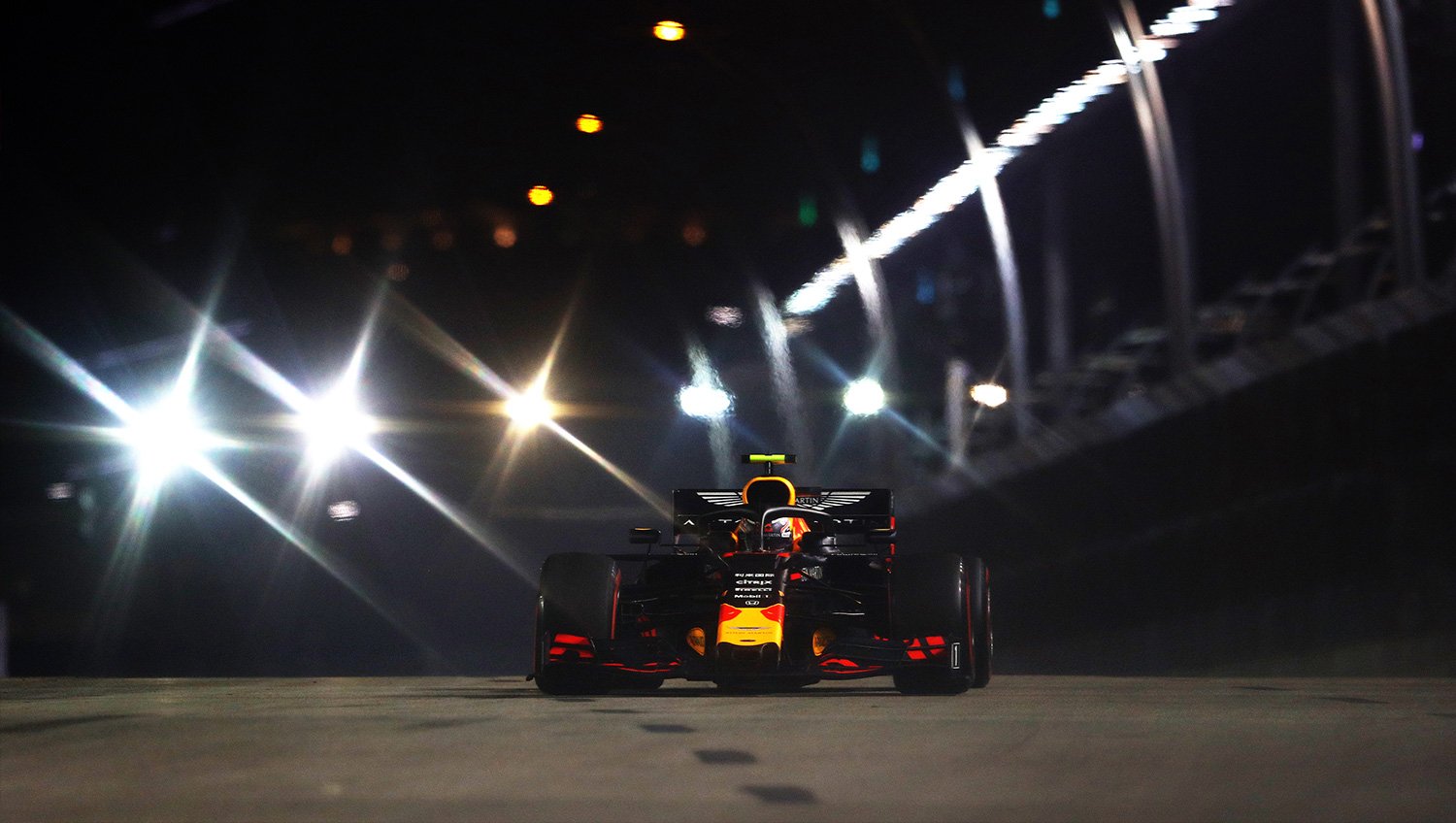 alex Albon red bull singapour