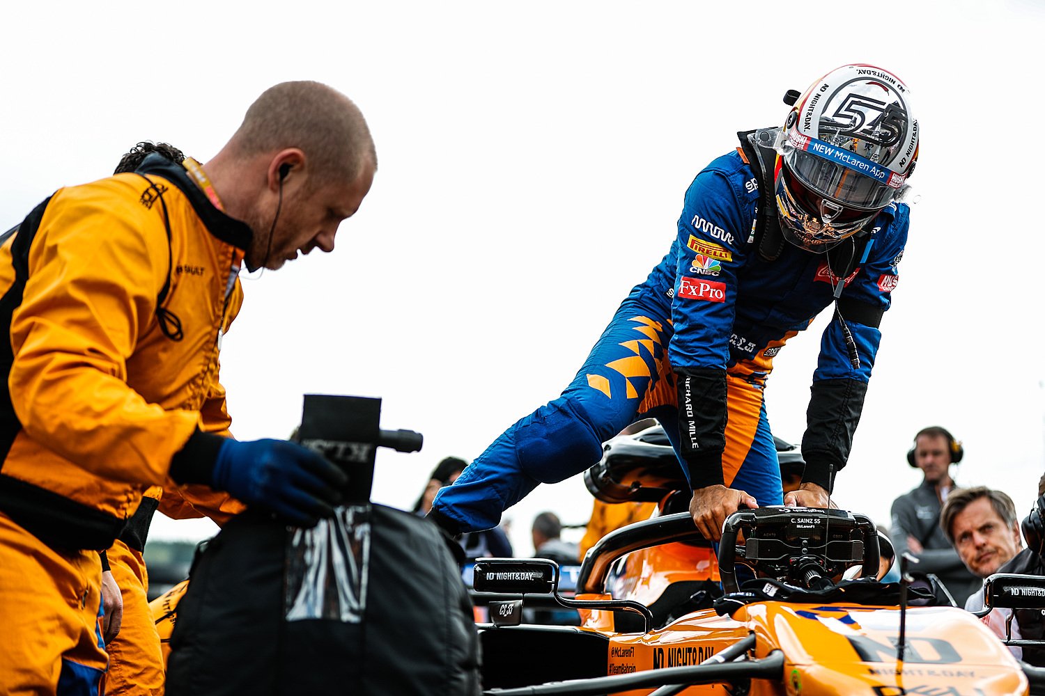 carlos sainz mclaren spa