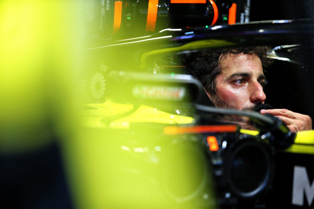 Daniel Ricciardo prend l’entière responsabilité de son abandon en Russie
