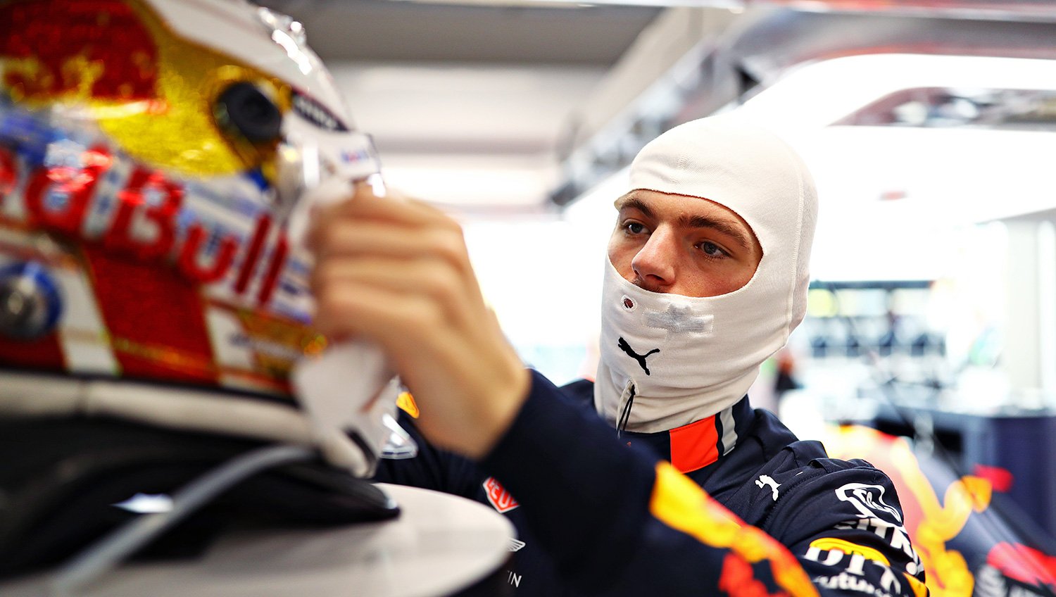 Verstappen ne s’attendait pas à voir des Ferrari et des Mercedes aussi fortes à Singapour