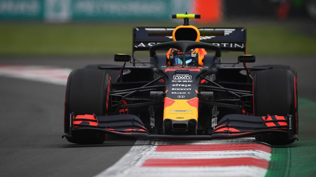 L’équipe Red Bull Racing dans l’obligation de changer la cellule de survie sur la voiture d’Albon