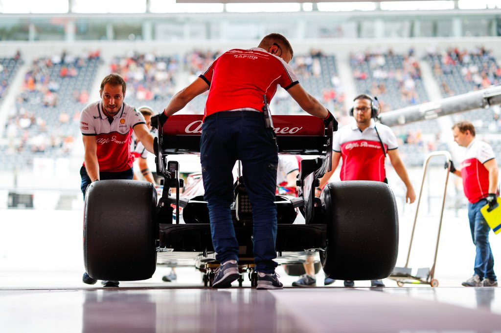 Antonio Giovinazzi pénalisé par une fuite hydraulique sur son Alfa Romeo ce vendredi