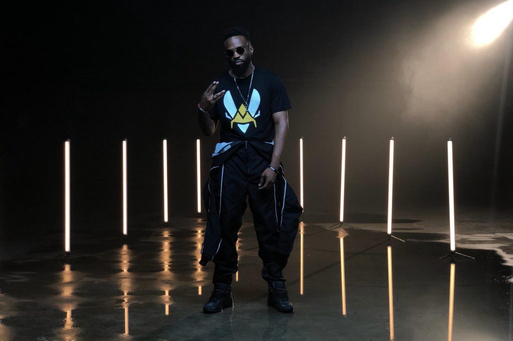 Le rappeur français Brawkso capture « l’esprit Renault F1 » avec un morceau inédit