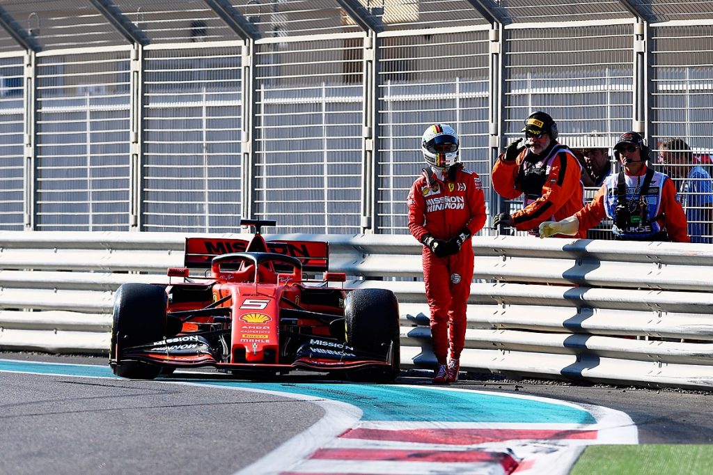 EL1: Vettel dans le rail en fin de séance
