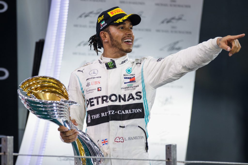 Lewis Hamilton ne nie pas avoir rencontré le président de Ferrari