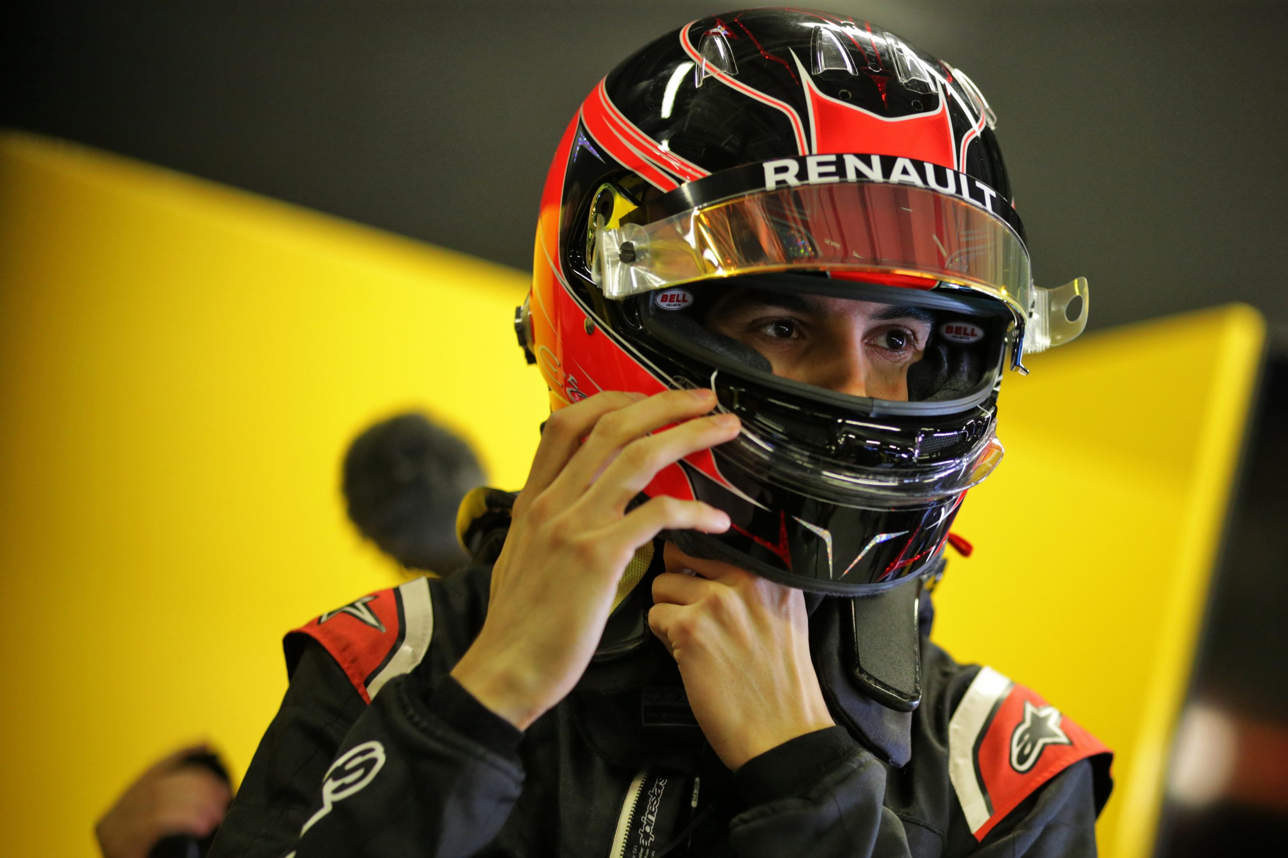 esteban Ocon Renault f1 team 2020