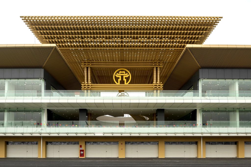 Le bâtiment de la voie des stands est achevé à Hanoï