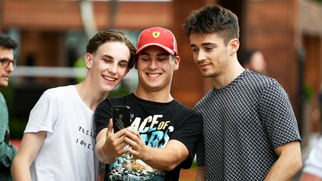 Coronavirus : Les fans privés de selfies et d’autographes à Melbourne