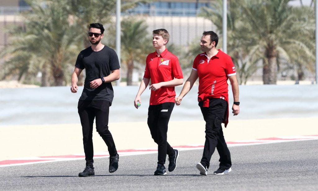 Ferrari place deux pilotes de la FDA au départ du GP de Bahreïn virtuel