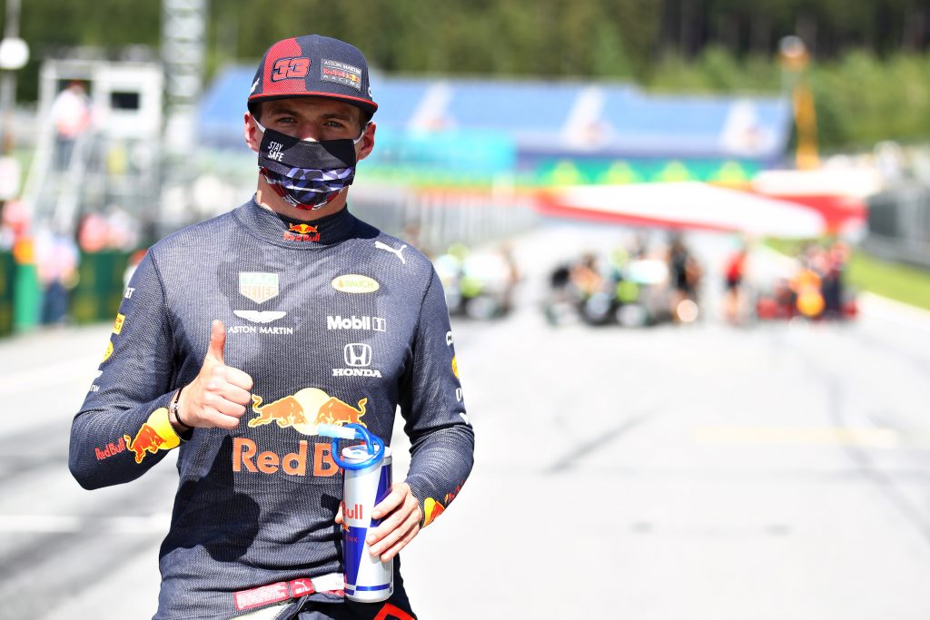 Verstappen n’est pas encore inquiet de l’écart d’une demie seconde avec Mercedes