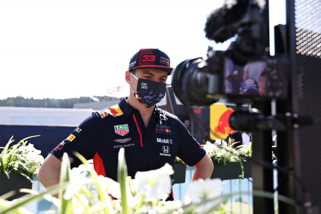 Max Verstappen ne posera pas de genou à terre sur la grille de départ en Autriche