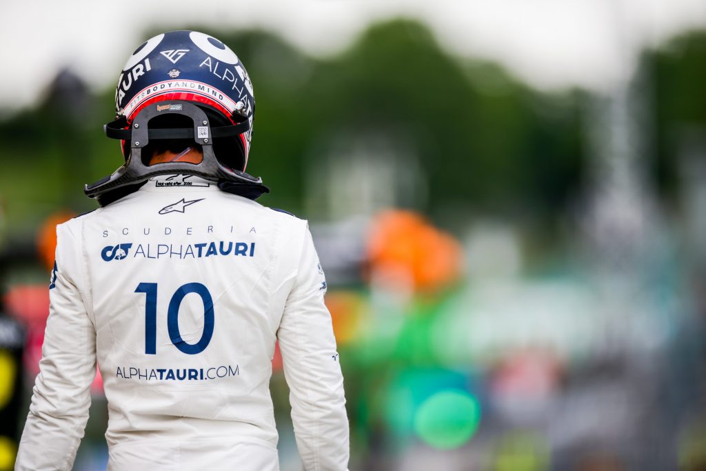 Plusieurs éléments moteur changés sur la monoplace de Gasly avant le départ