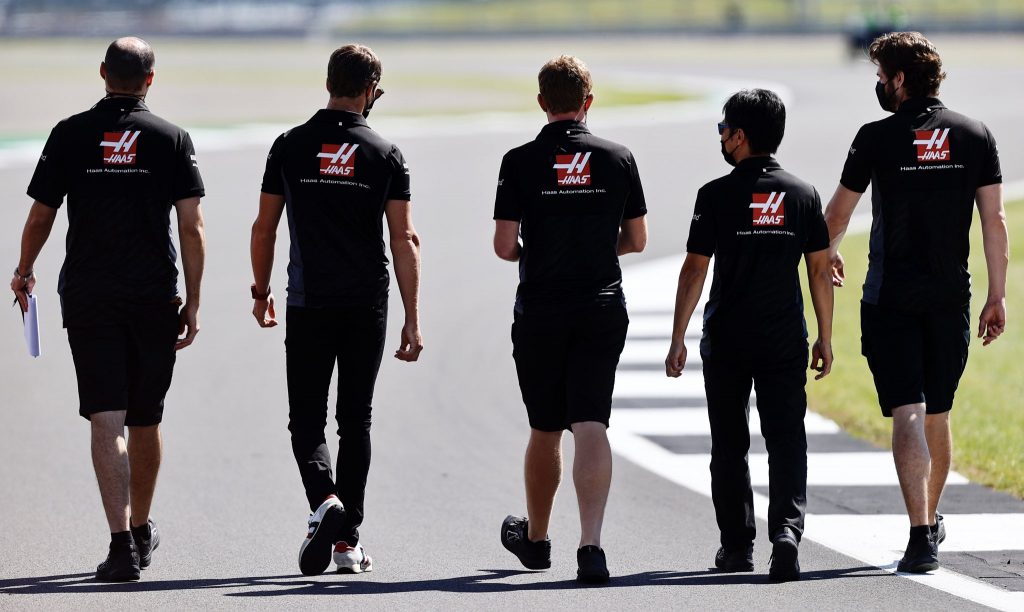 La FIA veillera de nouveau au respect des limites de la piste à Silverstone