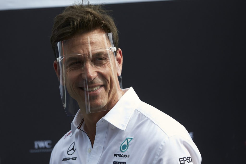 Toto Wolff applaudit la stratégie de pneus « intelligente » de Max Verstappen