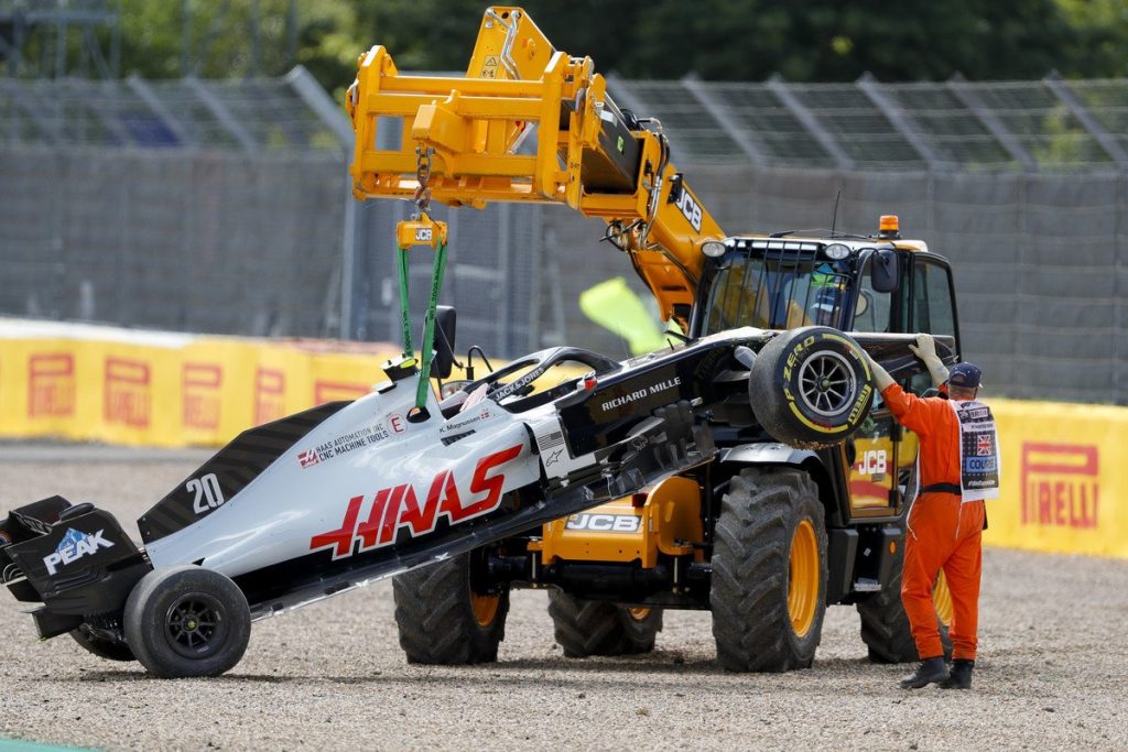 Albon estime que Magnussen était tout aussi responsable que lui dans l’accrochage à Silverstone