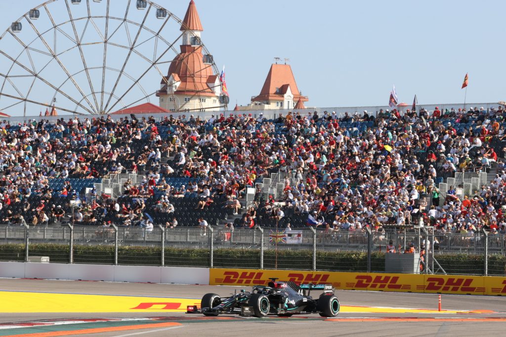 Virage 2 à Sotchi : la F1 et la FIA vont trouver une solution