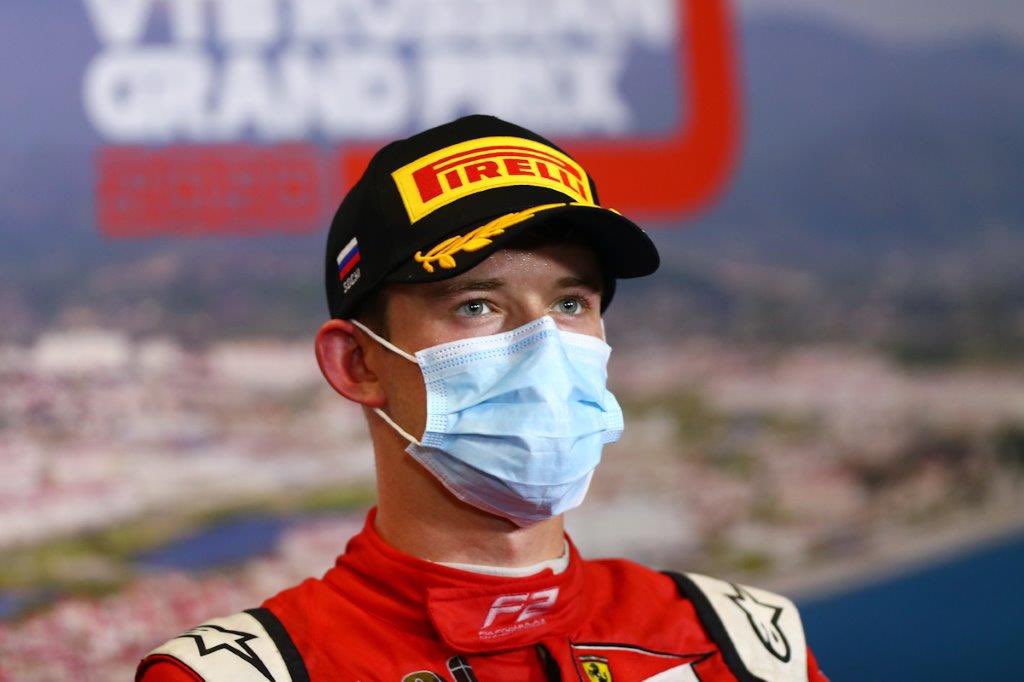 callum-illot-f1-haas