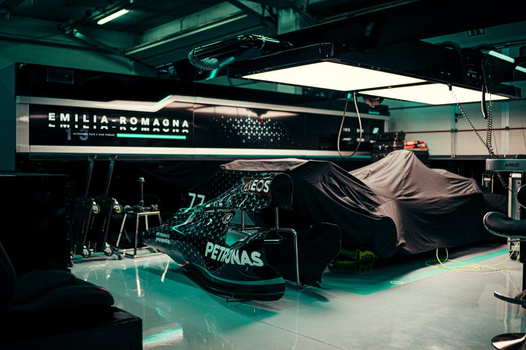 Six pilotes avec une boîte de vitesses neuve au GP d’Emilie-Romagne