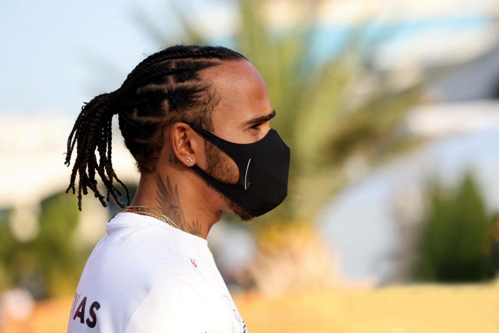 Lewis Hamilton continuera bien avec Mercedes