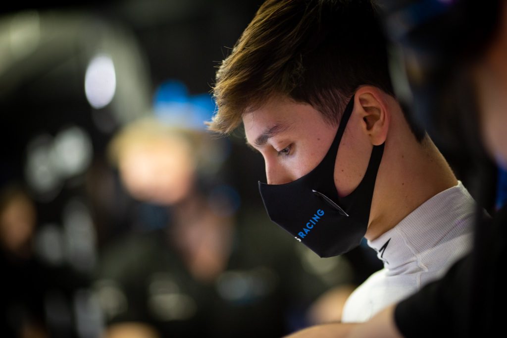 Aitken se tient prêt à sauter dans la Williams à Abou Dhabi