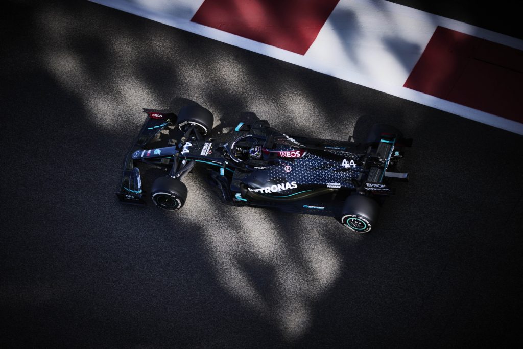 Mercedes dévoile la livrée spéciale de sa W11