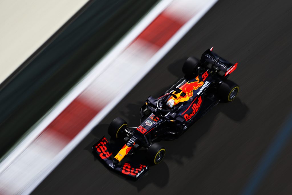 Verstappen n’a pas pu boucler un tour rapide sur les pneus Tendres ce vendredi