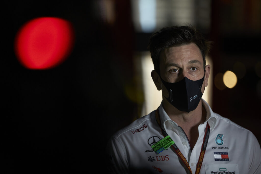 Wolff s’attend à une équipe Red Bull « beaucoup plus forte » avec l’arrivée de Perez