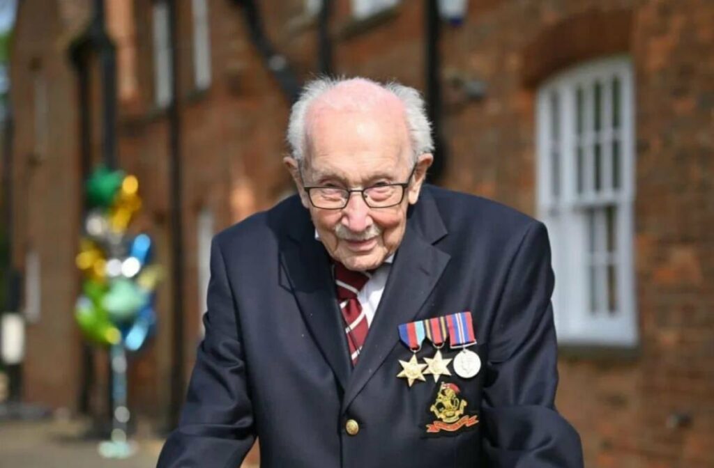 McLaren réagit à l’annonce du décès du « Captain Tom Moore »