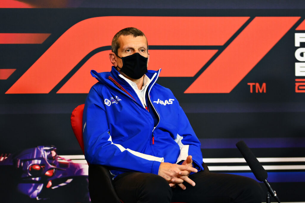 Steiner sur les limites de piste : « S’il y a un problème de sécurité,  je suis pour »