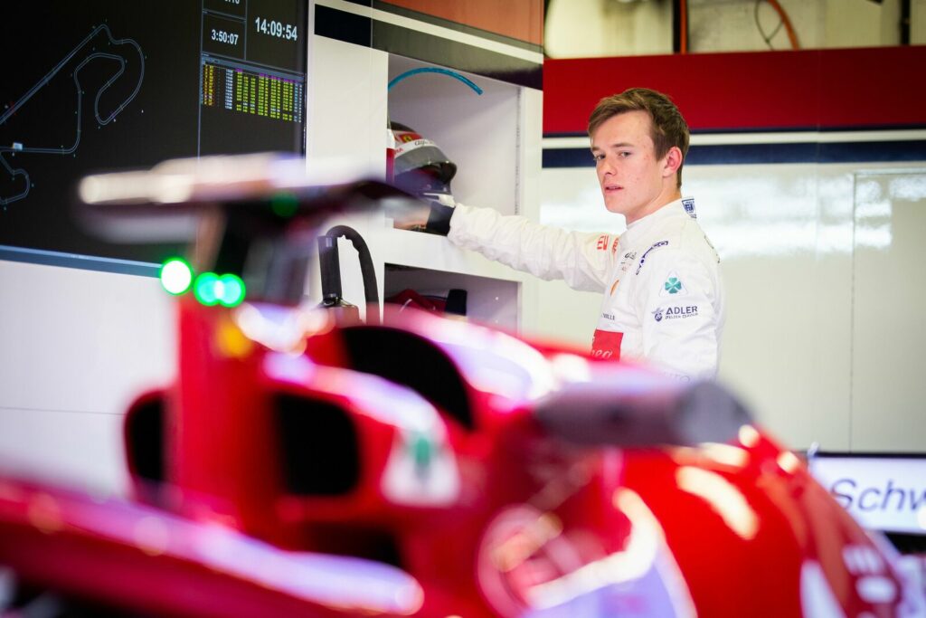 Callum Ilott au volant de l’Alfa Romeo en EL1 à Portimao