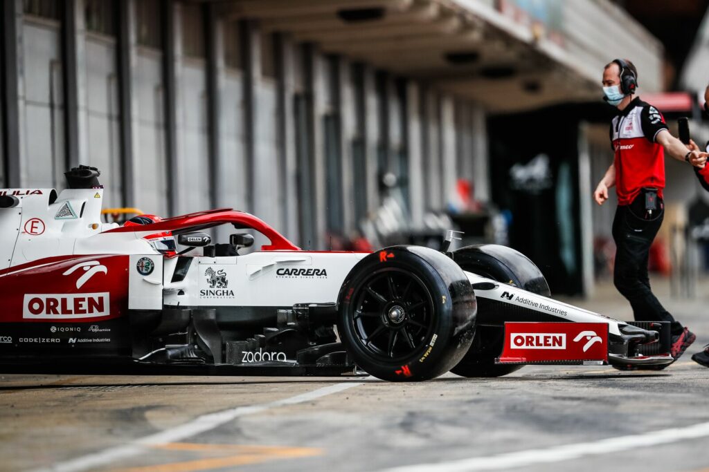 Alfa Romeo et Red Bull ont roulé à Barcelone avec des 18 pouces Pirelli