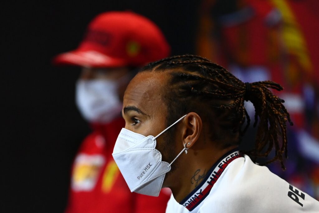 Lewis Hamilton veut discuter contrat avant la pause estivale de la F1