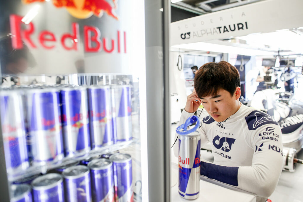 Yuki Tsunoda présente ses excuses après des propos maladroits