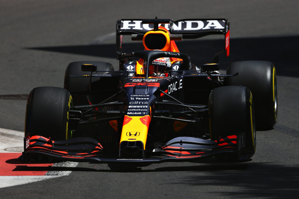 GP d’Azerbaïdjan – EL1 : Verstappen mène la danse devant les Ferrari