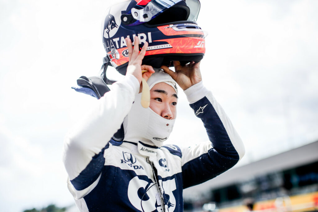 Tsunoda veut absolument régler les problèmes de communication radio