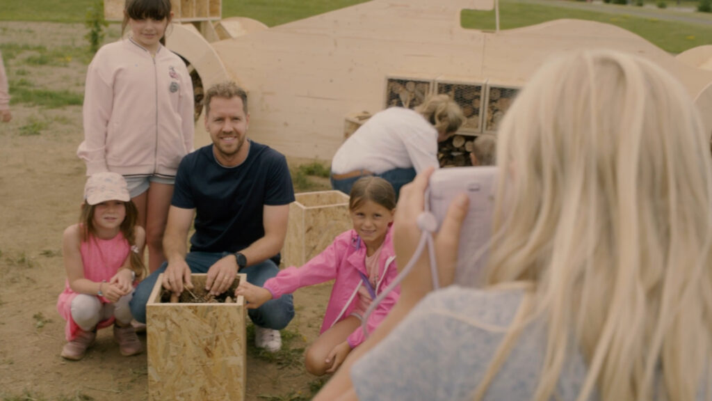 Sebastian Vettel a construit un hôtel pour les abeilles