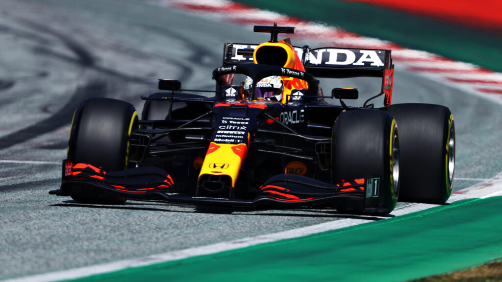 Max Verstappen en pole devant la McLaren de Norris en Autriche