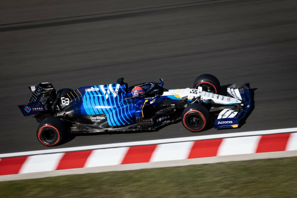 Russell loupe la Q2 pour la première fois de la saison