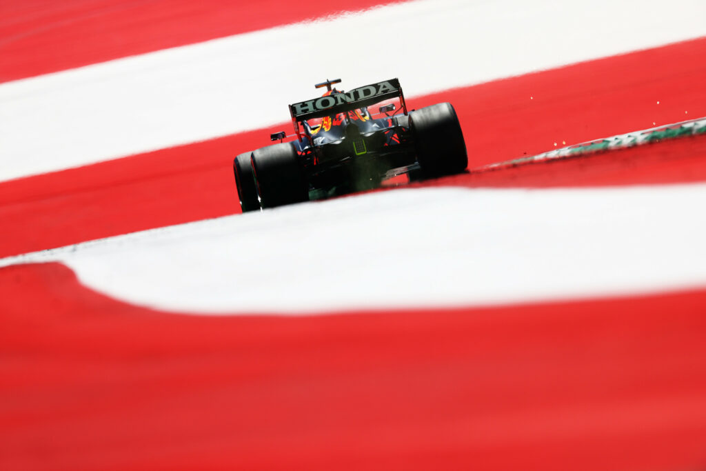 Verstappen grand favori pour la pole avant les qualifications