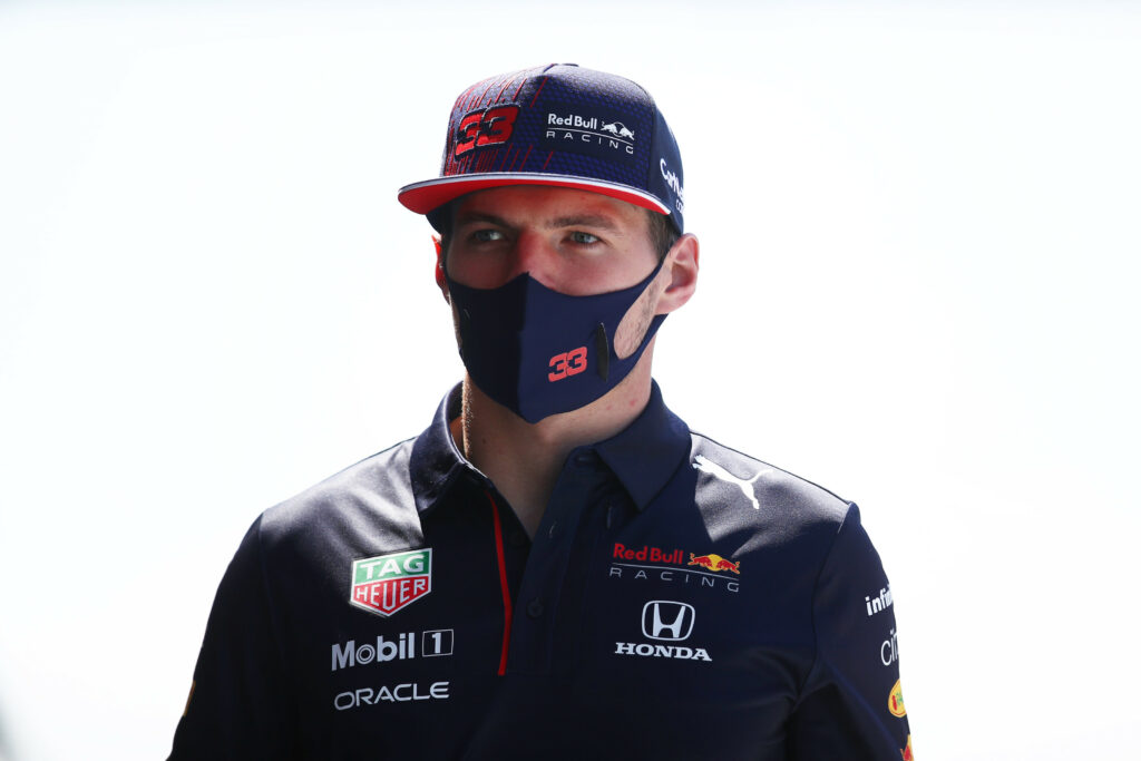 Verstappen a pu quitter l’hôpital sans blessure majeure