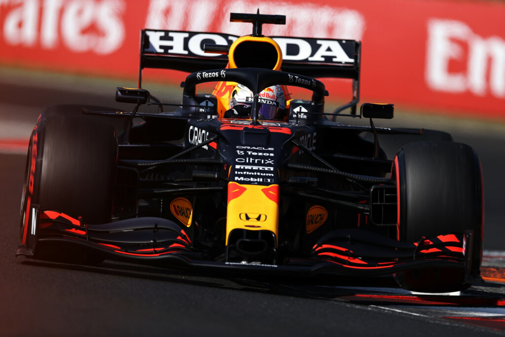 Verstappen explique pourquoi il a chaussé les Tendres en Q2