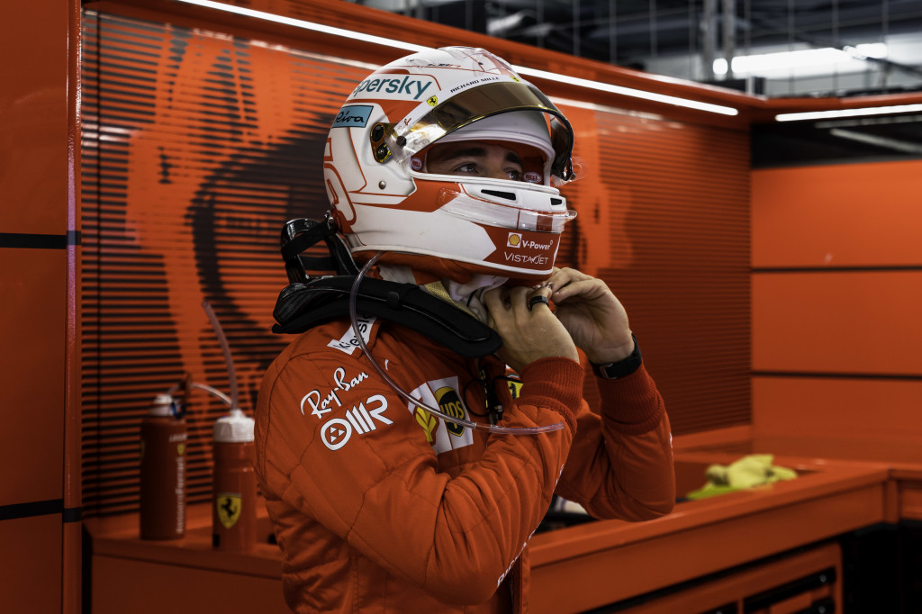 Ferrari confirme la perte du moteur sur la SF21 de Leclerc