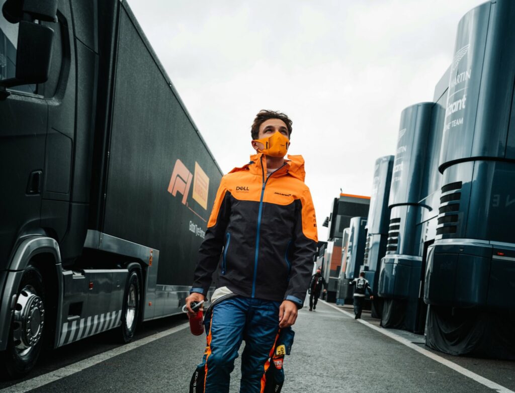 Norris transporté à l’hôpital pour des contrôles de précaution [MAJ]