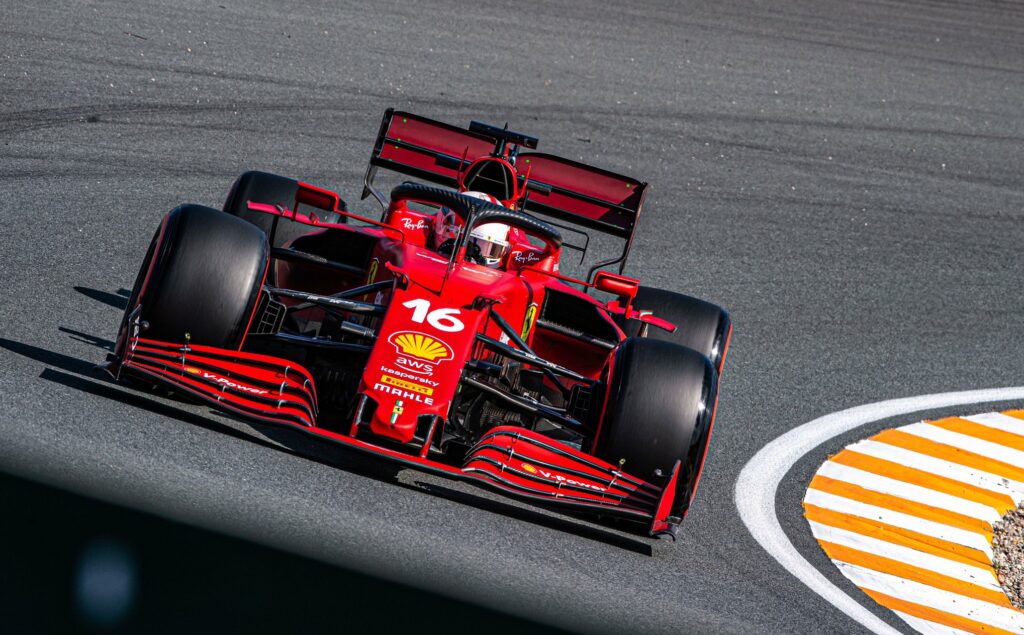 Zandvoort – EL2 : doublé Ferrari, Lewis Hamilton en panne