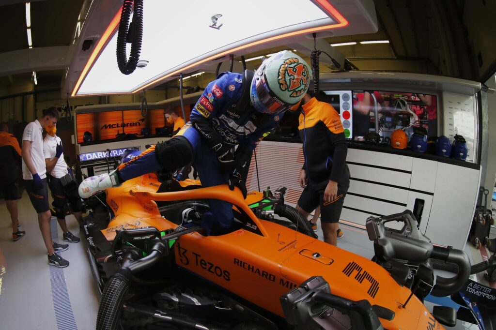 Une mauvaise synchronisation a éliminé Ricciardo en Q1