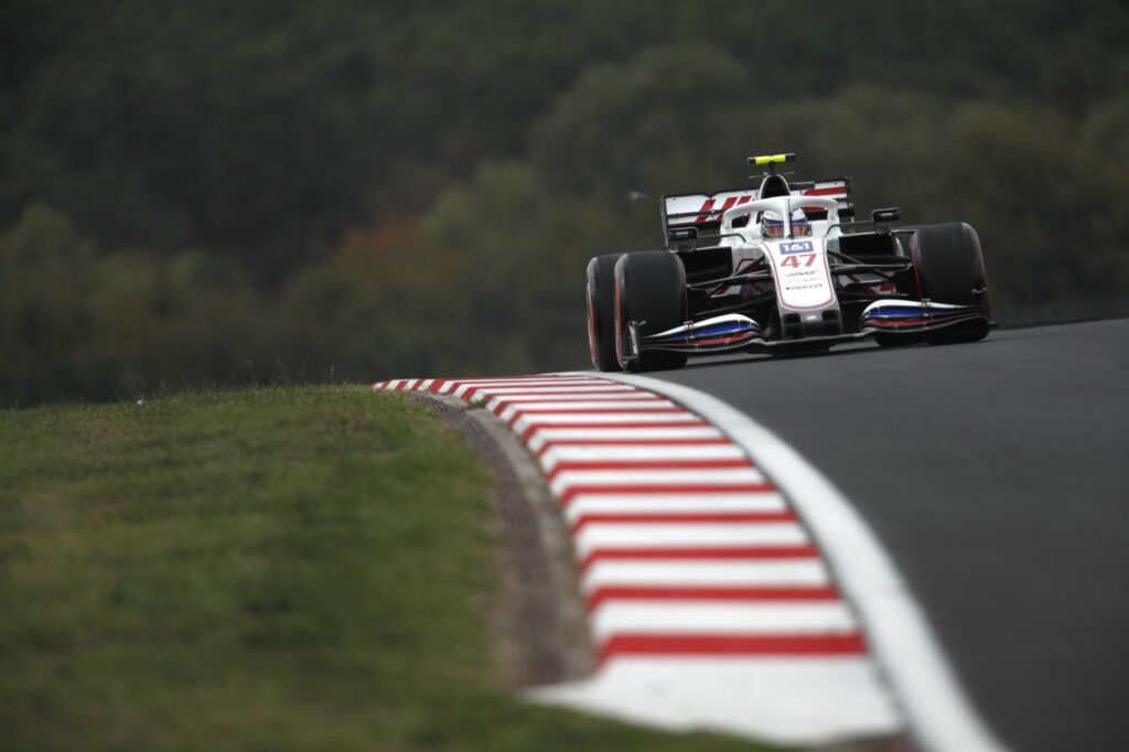 Mick Schumacher P14 sur la grille de départ en Turquie