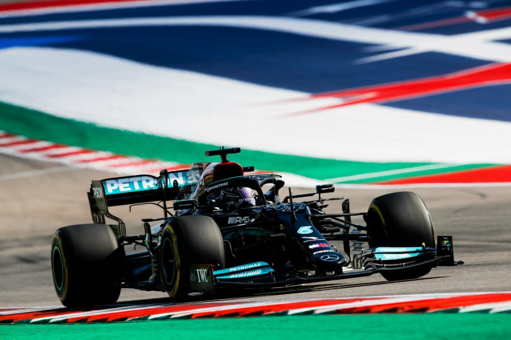 Mercedes admet souffrir de problèmes de fiabilité avec son moteur